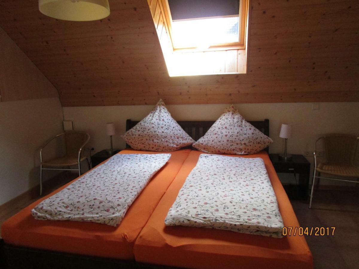Ferienwohnung Hueck Lind  Extérieur photo